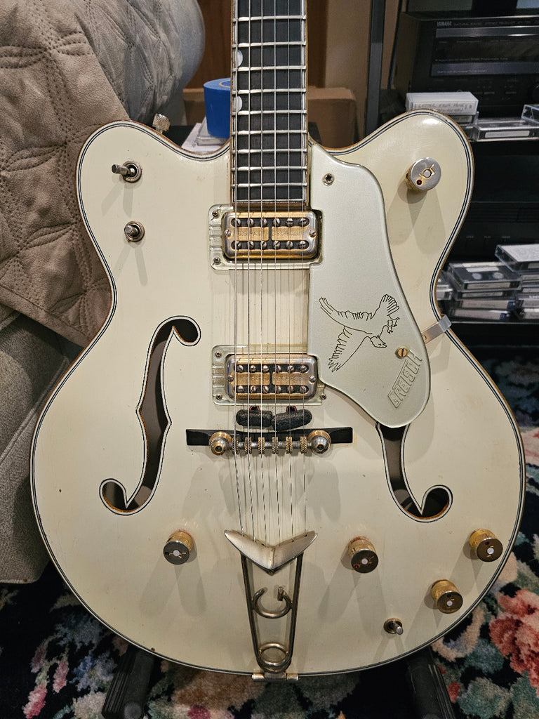 1962 Gretsch White Falcon 6136