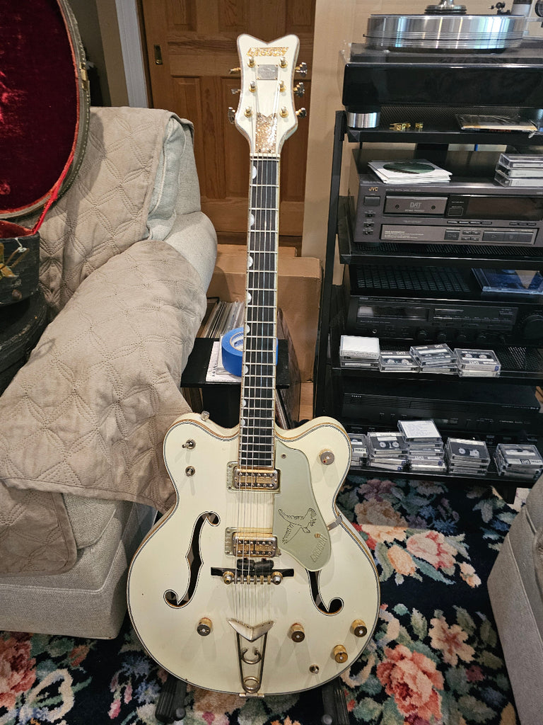 1961 Gretsch White Falcon Front View