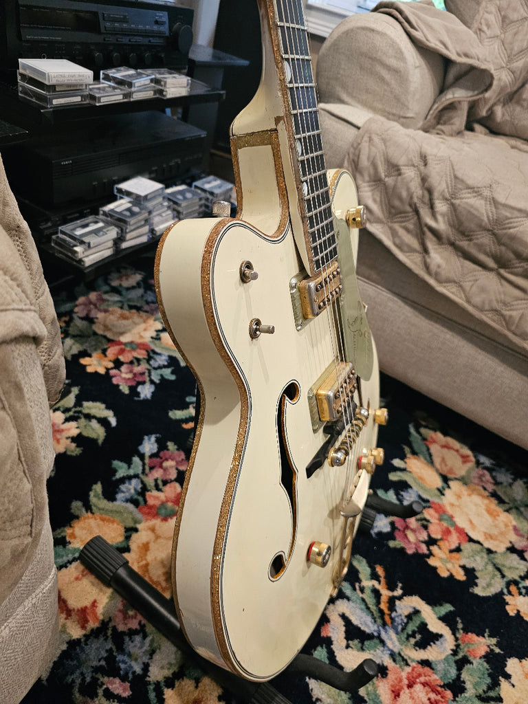 1962 Gretsch White Falcon 6136