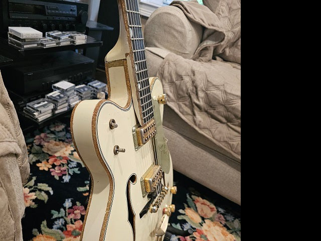 1960 Gretsch White Falcon 6136